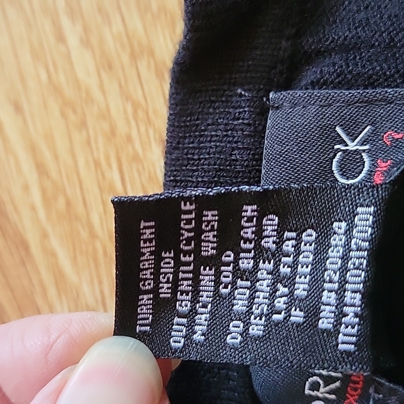 Orphan Black by Hot Topic Cardigan with 2 Pink Guns On Each Shoulder Size S - Picture 11 of 11